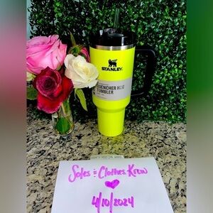 40oz Stanley Quencher Tumbler